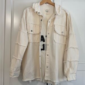 NWOT, sᴛᴀʏ ᴡɪʟᴅ, Button-Up Frayed Jacket